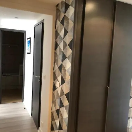 Apartment 3 Pieces Ideallement Situe